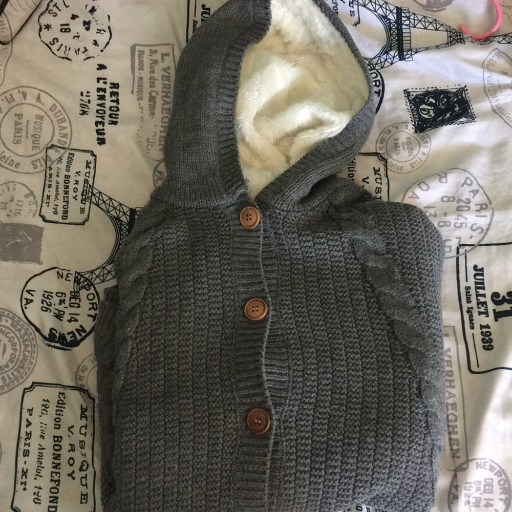 Grey knit poncho